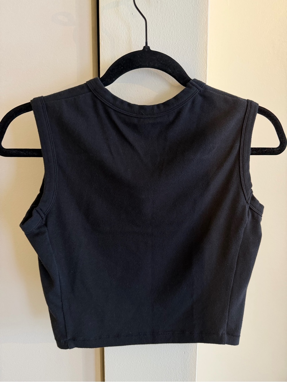 SKIMS Black Sleeveless Tank - Picture 4 of 5